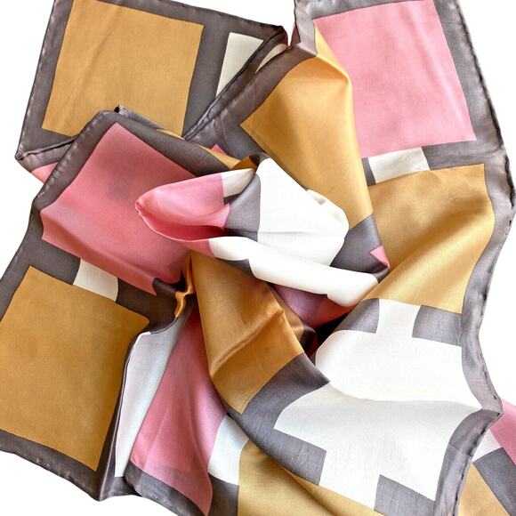 Vintage Silky Acetate Scarf Pink Gray Cream Peach Geometric Tailored 1970's - Picture 6 of 6